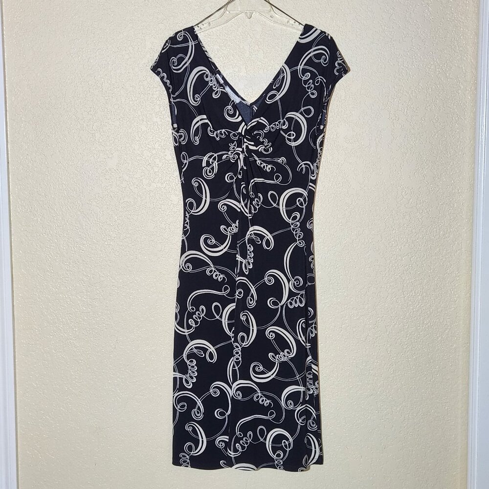 Lady Hathaway Black Design Sleeveless Pullover Dress